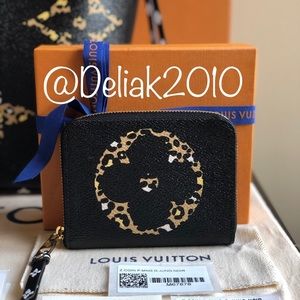 SOLD! Louis Vuitton Giant Jungle Zippy Wallet Noir